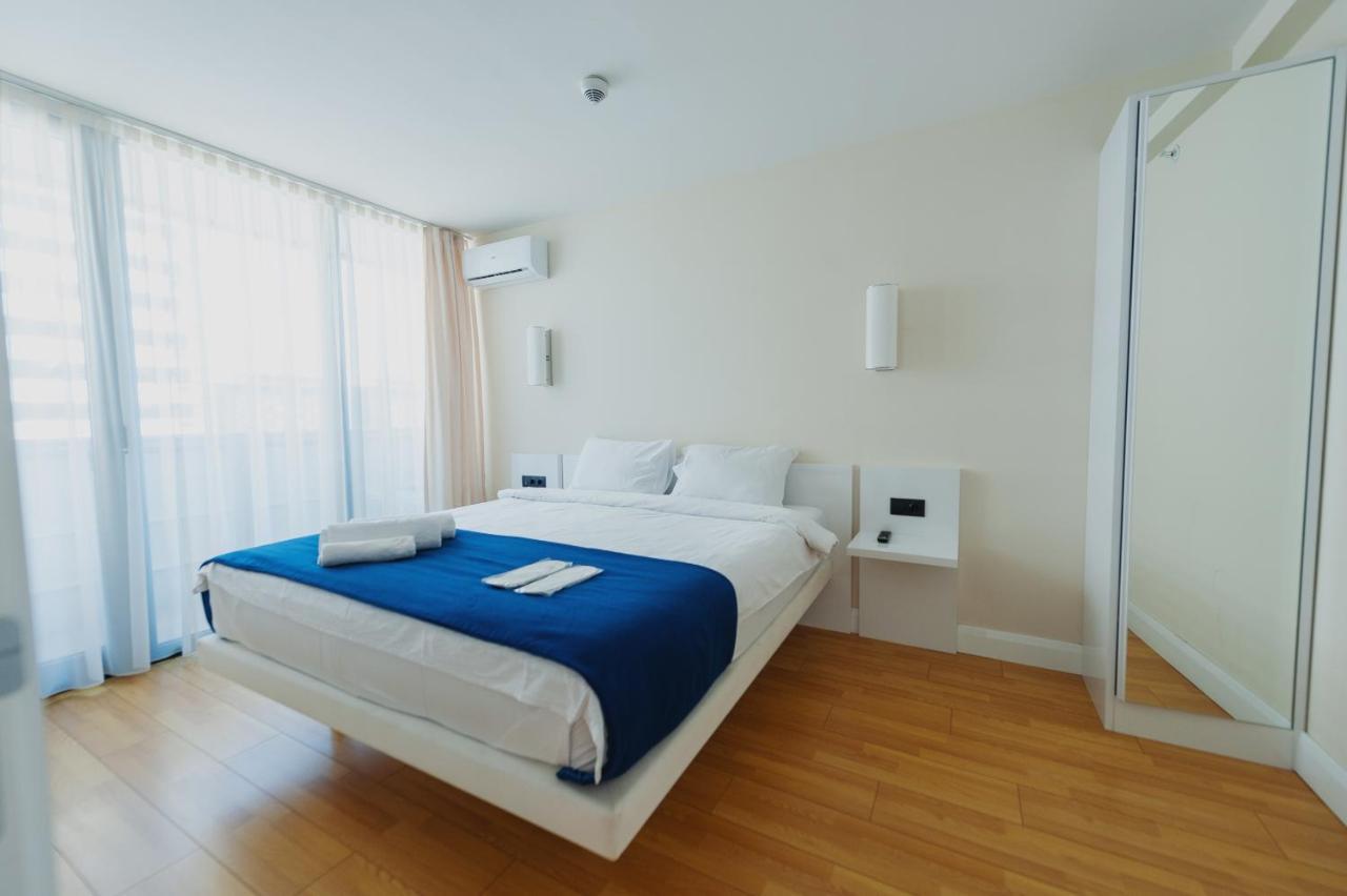 Panorama Aparthotel Orbi Cityバトゥーミ エクステリア 写真